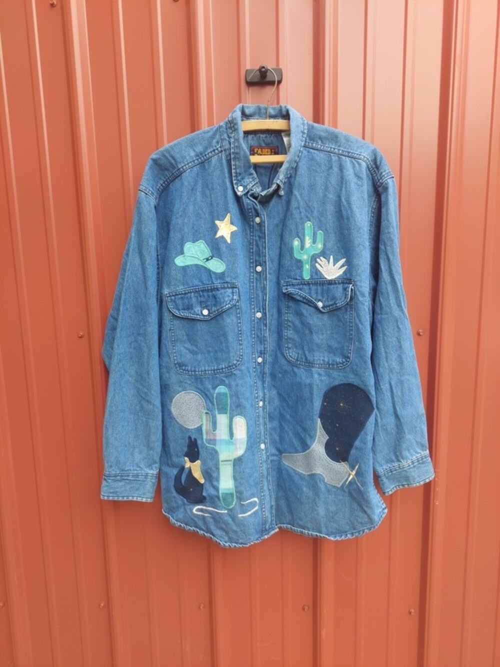 VTG 90s Denim Button Down Shirt Southwestern Appliques Mens L Womens Oversized